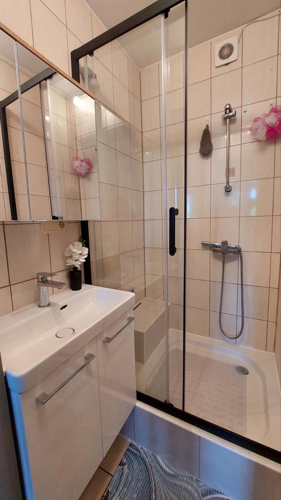 комната в трёхкомнатной квартире Kwatera prywatna *